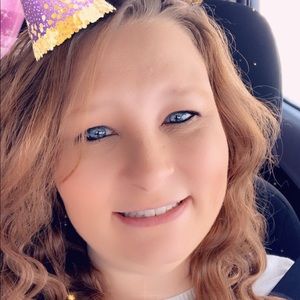 Meet your Posher, Bobbi